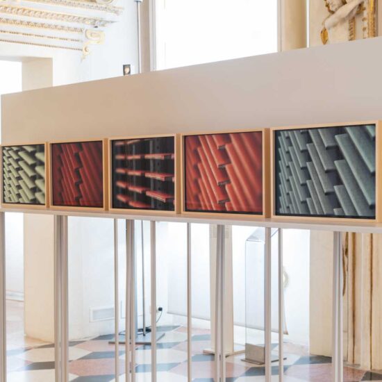 Gianni Berengo Gardin Marazzi Le Linee Veloci Instal 07