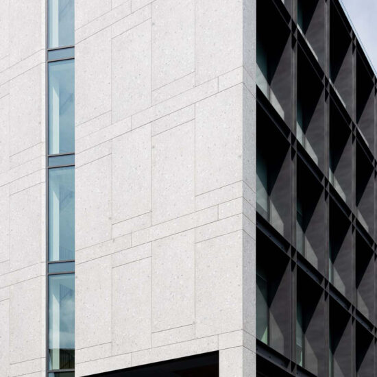 marazzi building via ceresio 007.jpg