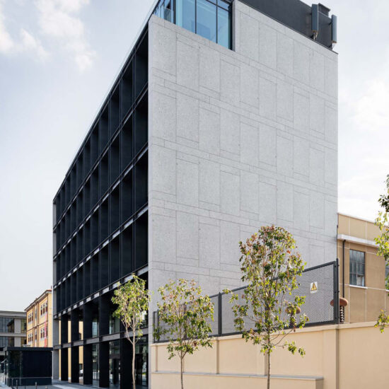 marazzi building via ceresio 010.jpg