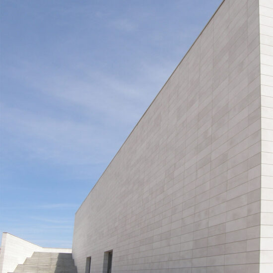 marazzi cantieri nautici ex arsenale militare 005.jpg